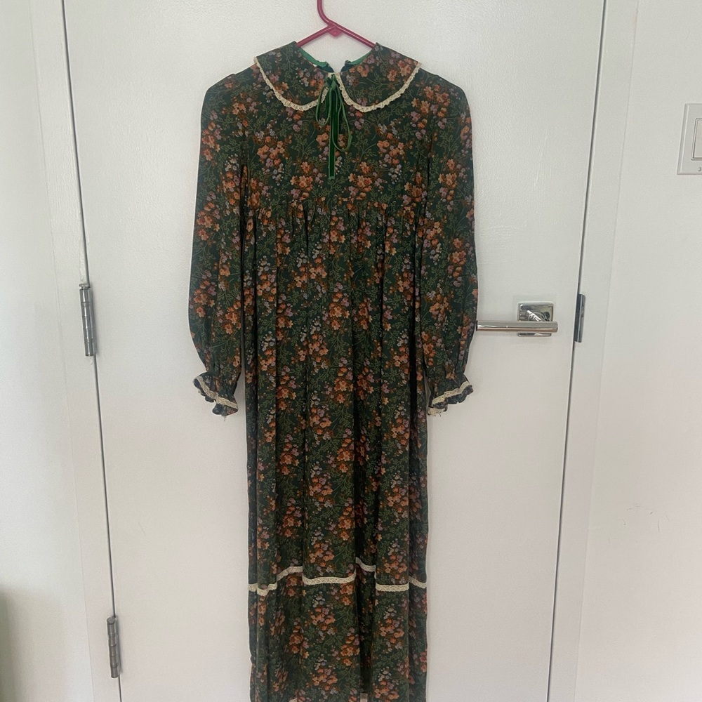 Elegant Vintage Floral Green Maxi Dress with Lace Trim, Sweet Collar & Bow